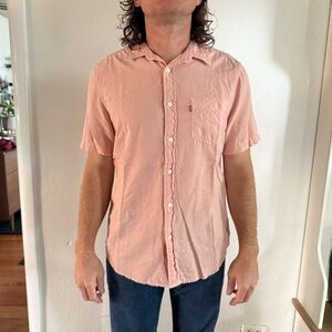 Levi’s Short Sleeve Button Down Shirt with Chest Pocket Salmon Pink
